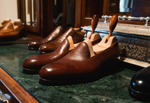 Tailor-made shoes for your style. Elegant bespoke footwear.